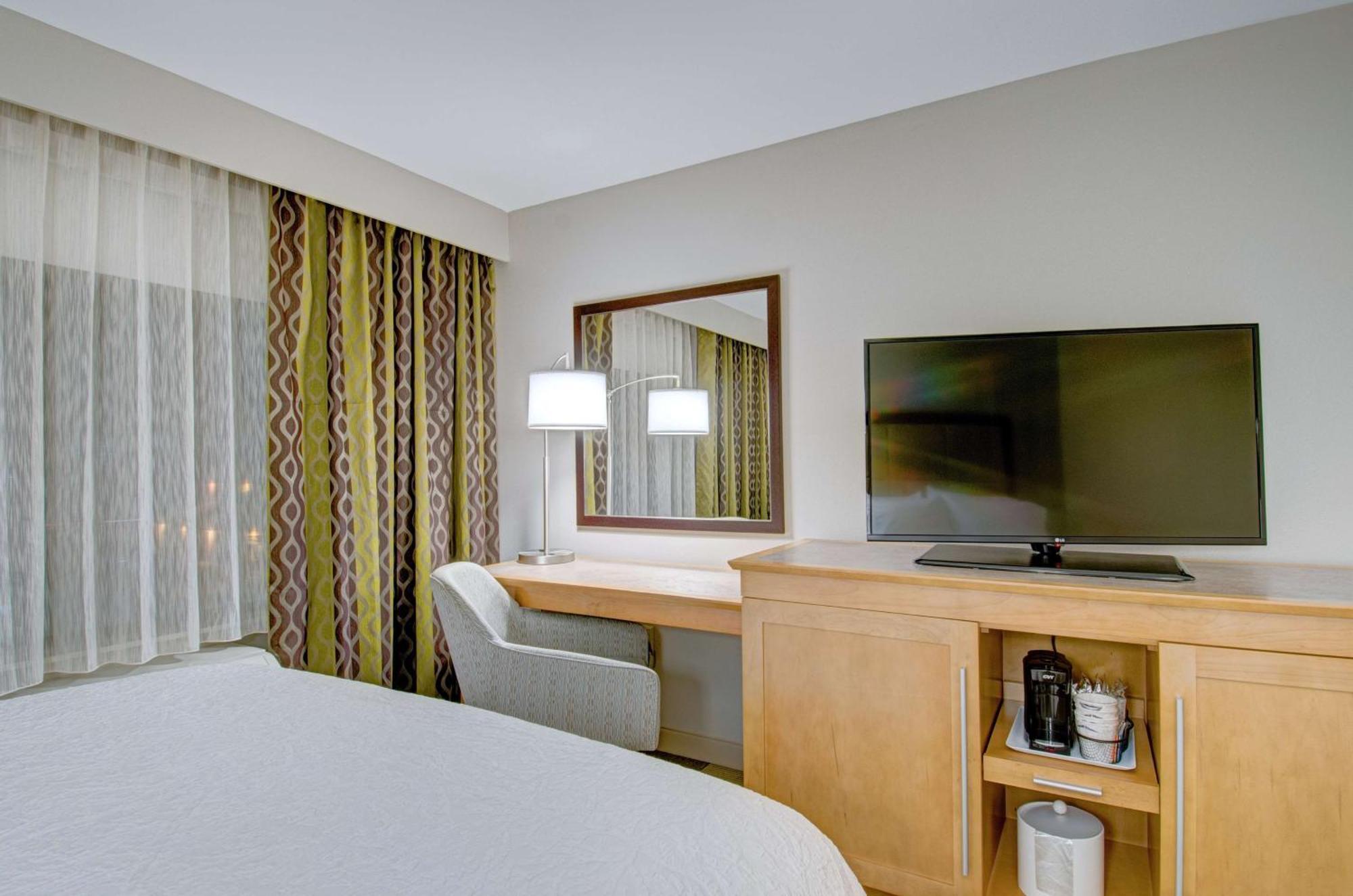 Hampton Inn Boston - Westborough Buitenkant foto